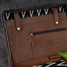 close image of zipper file folder